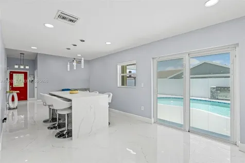 8210 SW 3 Court North Lauderdale FL 33068