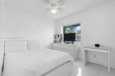 8210 SW 3 Court North Lauderdale FL 33068