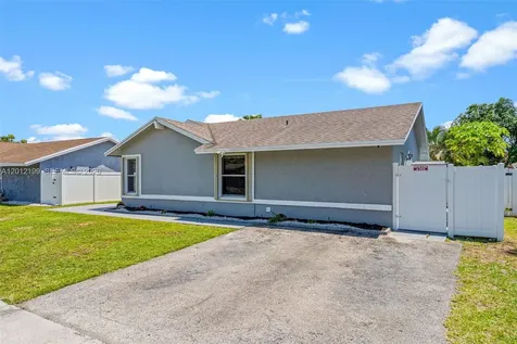 8210 SW 3 Court North Lauderdale FL 33068