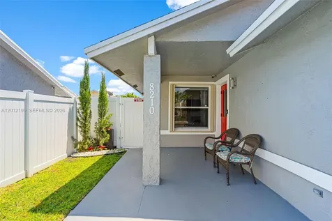 8210 SW 3 Court North Lauderdale FL 33068