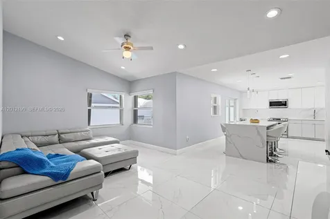 8210 SW 3 Court North Lauderdale FL 33068