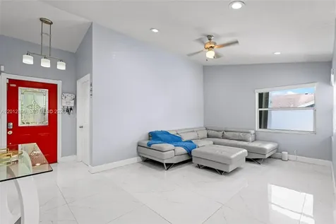 8210 SW 3 Court North Lauderdale FL 33068