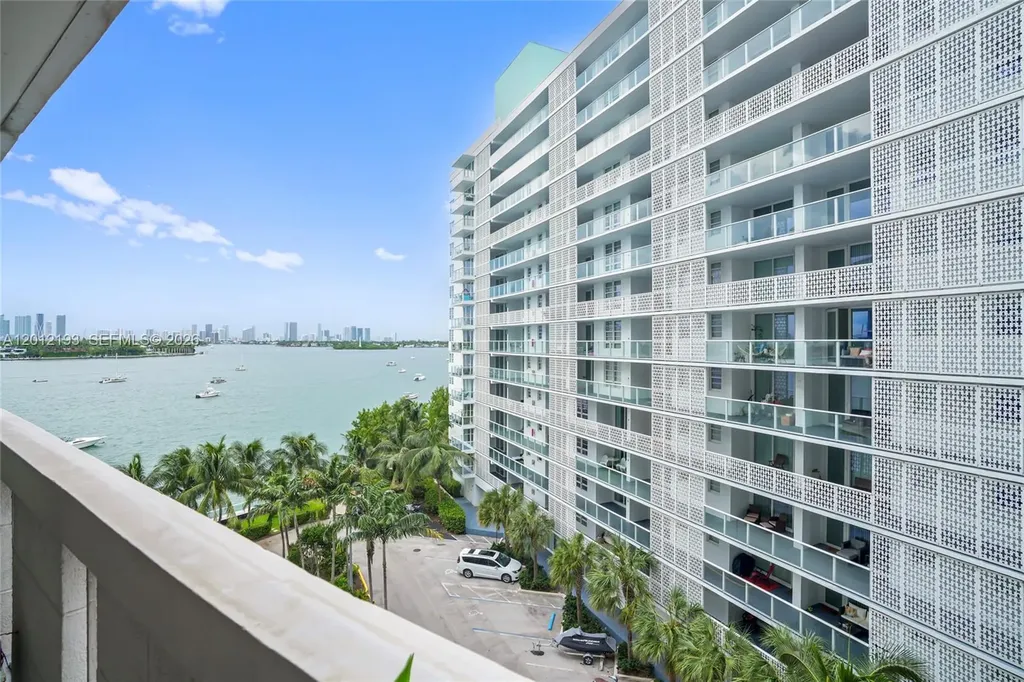 800 West Avenue Miami Beach FL 33139