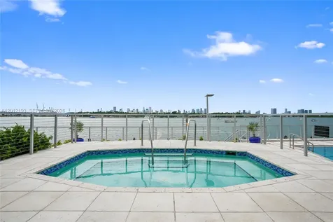 800 West Avenue Miami Beach FL 33139