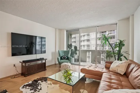800 West Avenue Miami Beach FL 33139