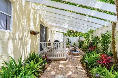 5324 Gray Fox Court West Palm Beach FL 33415