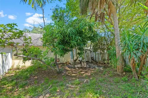 5324 Gray Fox Court West Palm Beach FL 33415