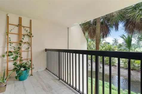 20341 W Country Club Drive Aventura FL 33180