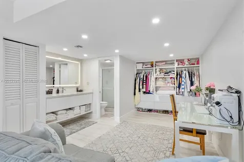 20341 W Country Club Drive Aventura FL 33180
