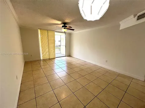 8373 Lake Drive Doral FL 33166
