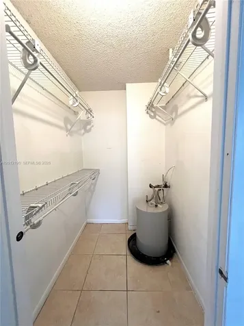 8373 Lake Drive Doral FL 33166