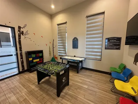9083 NW 159th Street Miami Lakes FL 33018