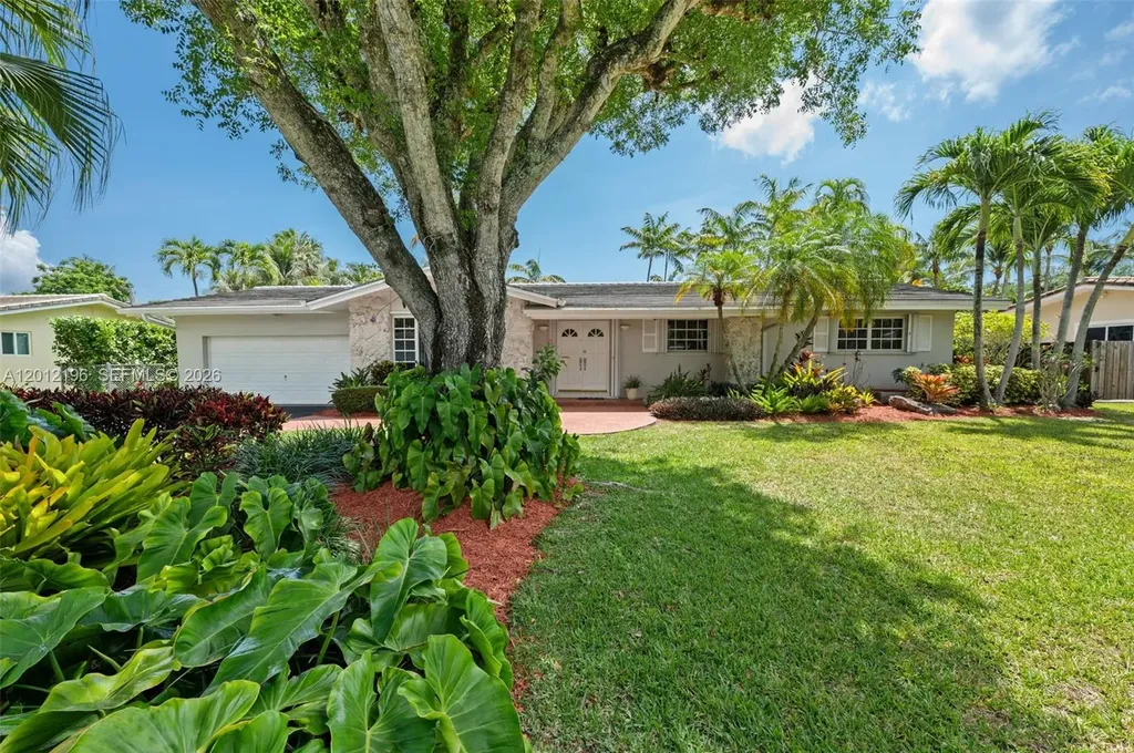 15705 SW 77th Avenue Palmetto Bay FL 33157
