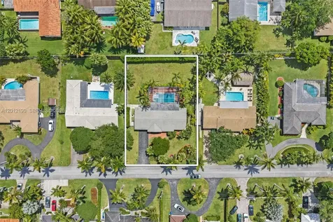 15705 SW 77th Avenue Palmetto Bay FL 33157