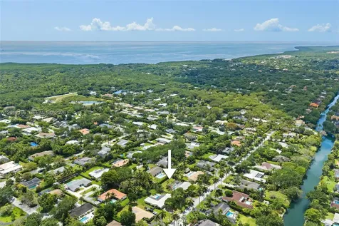 15705 SW 77th Avenue Palmetto Bay FL 33157