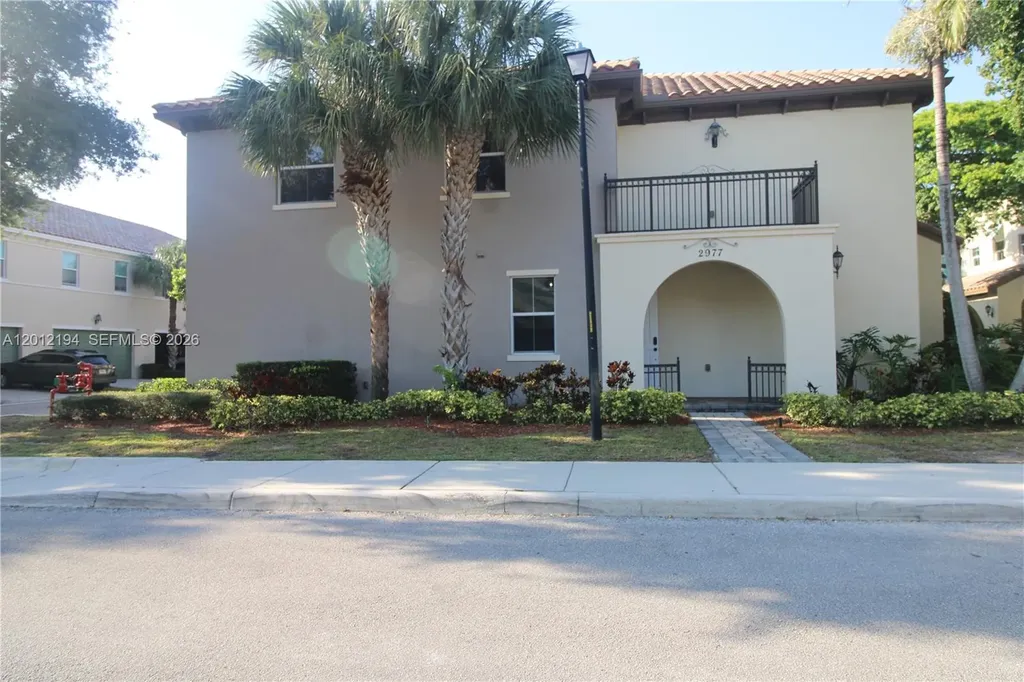 2977 St John Drive Cooper City FL 33024