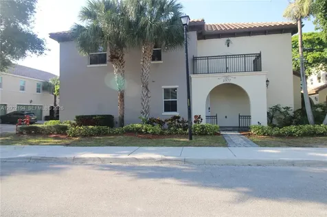 2977 St John Drive Cooper City FL 33024