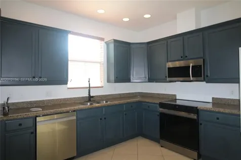 2977 St John Drive Cooper City FL 33024