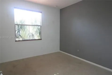 2977 St John Drive Cooper City FL 33024