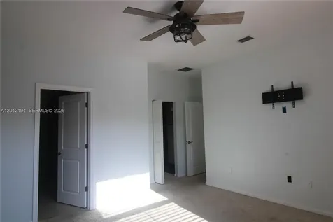 2977 St John Drive Cooper City FL 33024