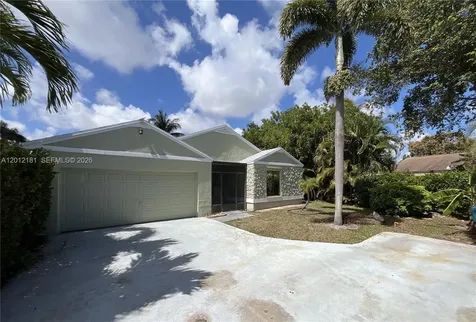 9 Beckley Place Boynton Beach FL 33426