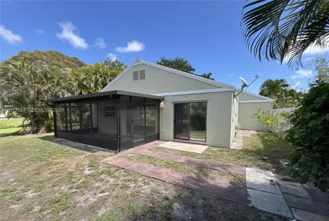 9 Beckley Place Boynton Beach FL 33426