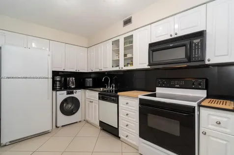 6770 Indian Creek Drive Miami Beach FL 33141