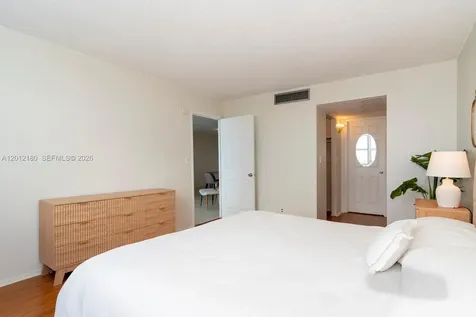 6770 Indian Creek Drive Miami Beach FL 33141