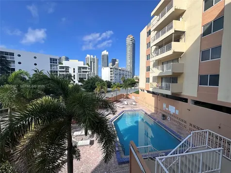 200 178th Drive Sunny Isles Beach FL 33160