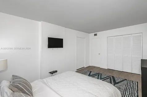 2401 S Ocean Drive Hollywood FL 33019