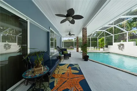 13401 SW 74th Avenue Pinecrest FL 33156