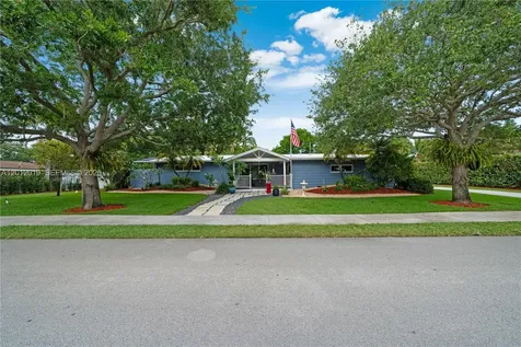 13401 SW 74th Avenue Pinecrest FL 33156