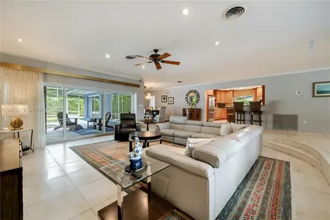 13401 SW 74th Avenue Pinecrest FL 33156