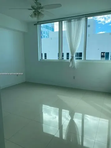 253 NE 2nd Street Miami FL 33132