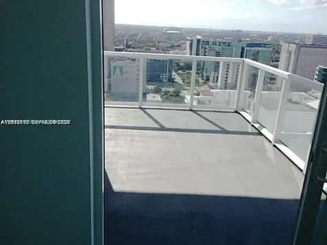 253 NE 2nd Street Miami FL 33132