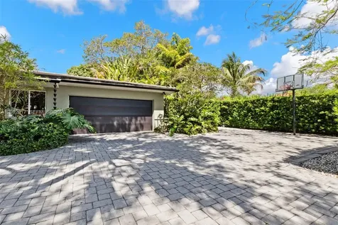 11220 SW 74th Avenue Pinecrest FL 33156