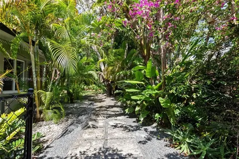 11220 SW 74th Avenue Pinecrest FL 33156