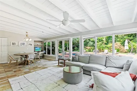 11220 SW 74th Avenue Pinecrest FL 33156