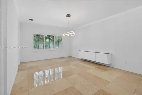 18841 SW 74th Court Cutler Bay FL 33157