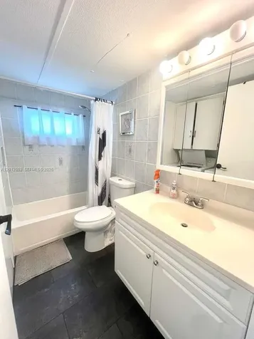 219 W Lake Drive Hallandale Beach FL 33009