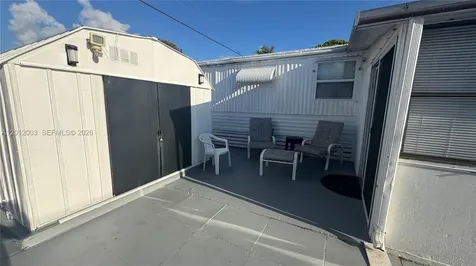 219 W Lake Drive Hallandale Beach FL 33009