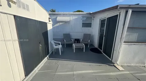 219 W Lake Drive Hallandale Beach FL 33009