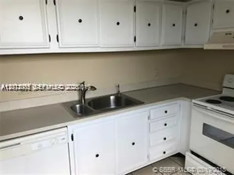 9470 Live Oak Place Davie FL 33324