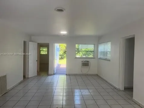 4548 SW 33rd Avenue Dania Beach FL 33312