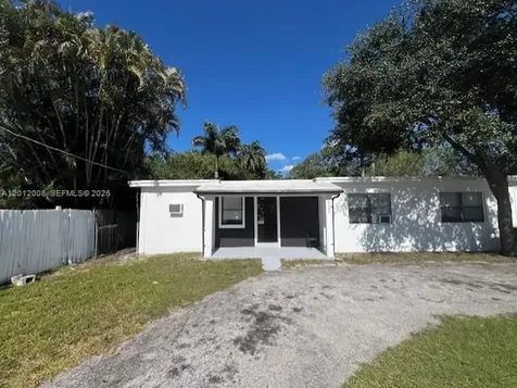 4548 SW 33rd Avenue Dania Beach FL 33312