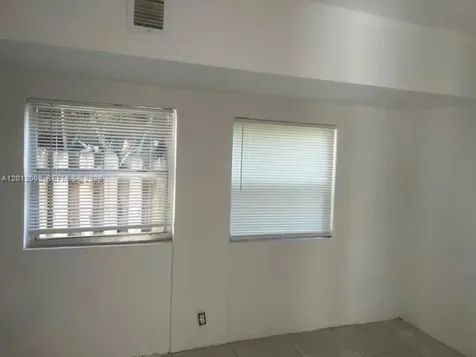 4548 SW 33rd Avenue Dania Beach FL 33312