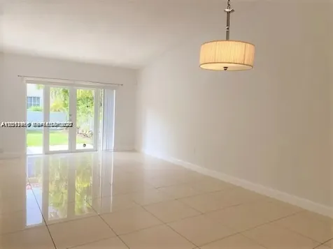 400 Majorca Avenue Coral Gables FL 33134
