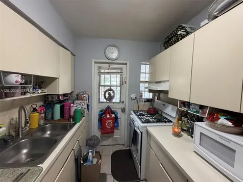 596 NW 109th Street Miami FL 33168