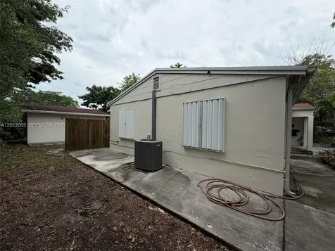596 NW 109th Street Miami FL 33168
