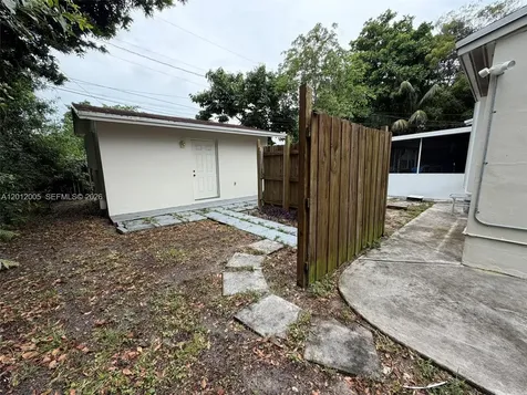596 NW 109th Street Miami FL 33168